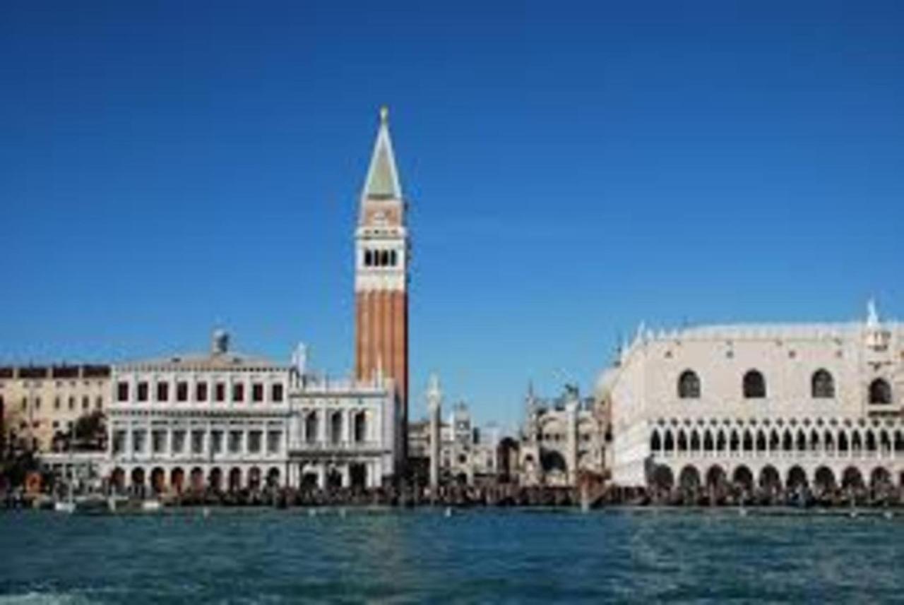 Residenza Leon D'Oro Leilighet Venezia Eksteriør bilde