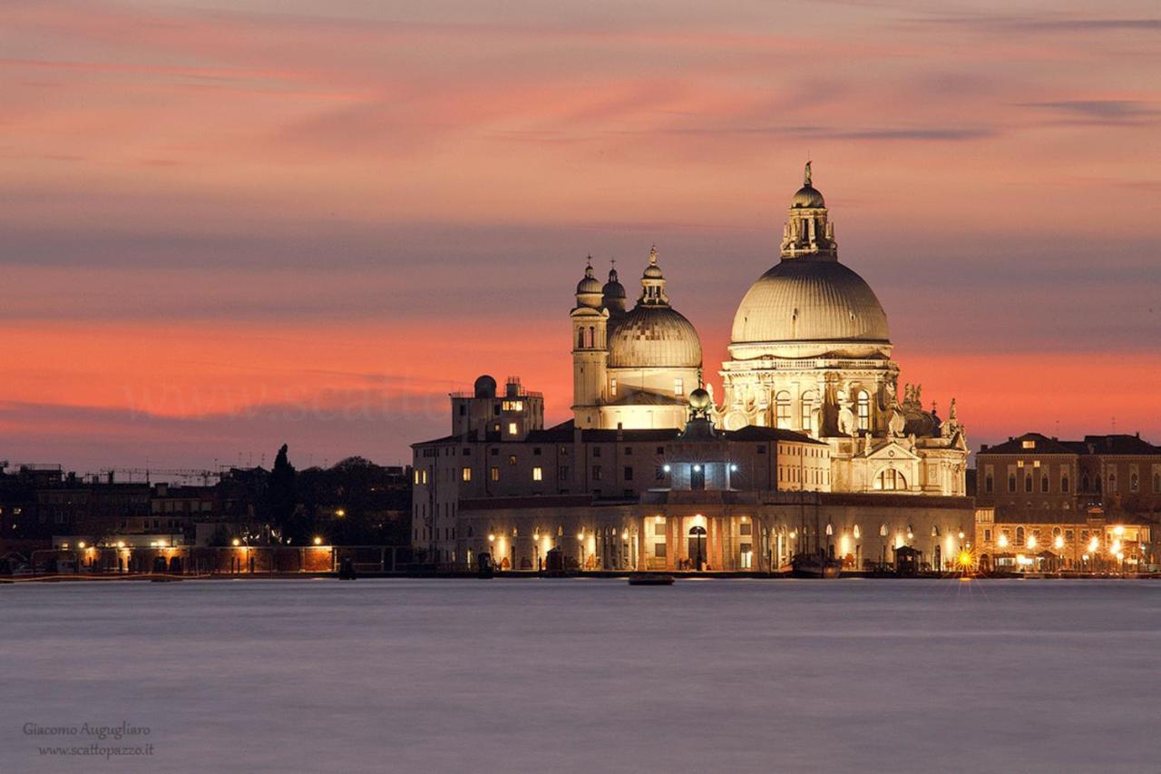Residenza Leon D'Oro Leilighet Venezia Eksteriør bilde
